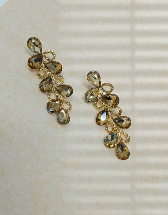 Traditional Golden Stone Dangler Earring