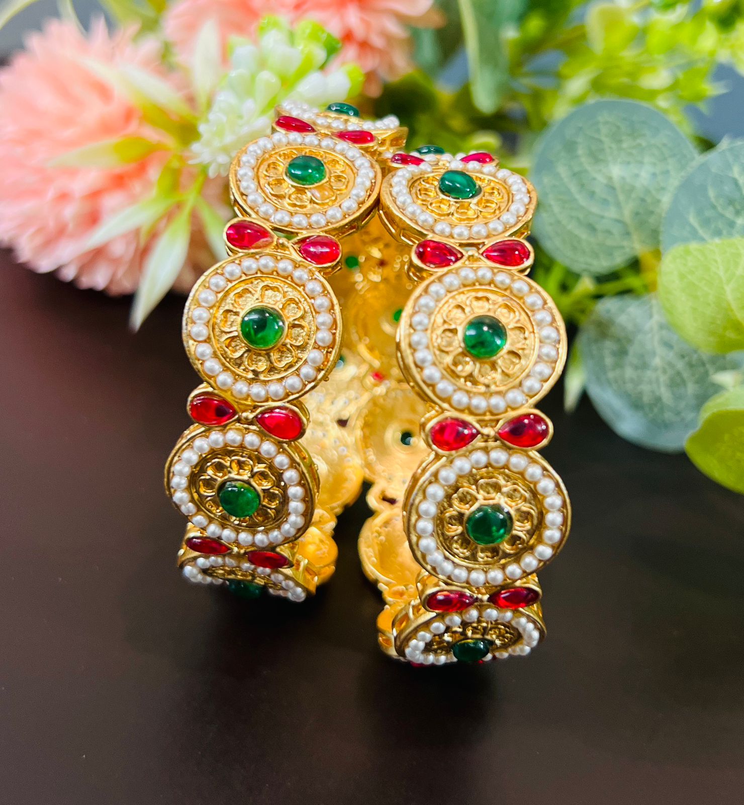 Antique Gold Plated Kundan Bangle Set 