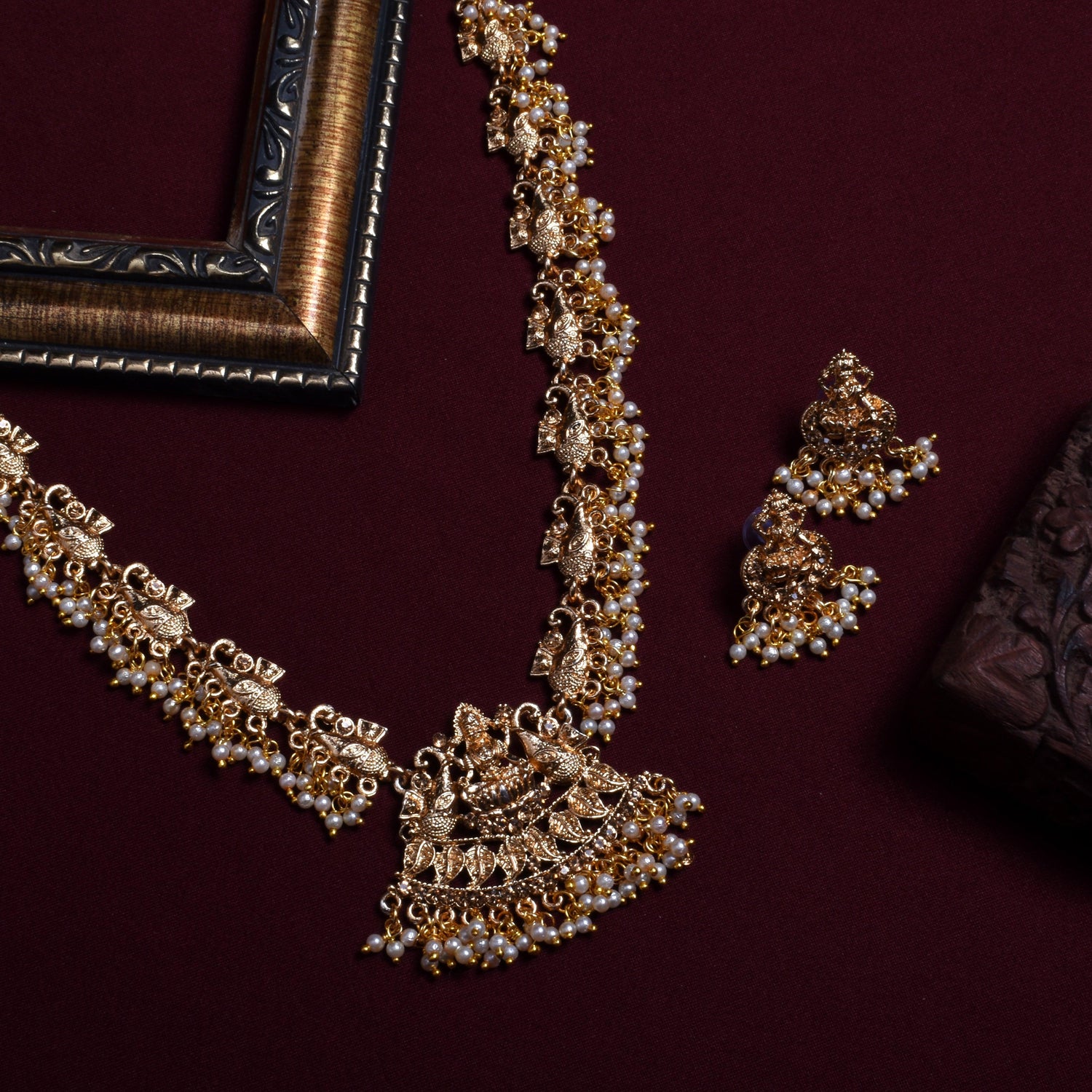 Gold Traditional Kundan Pearl Necklace Set - Steorra Jewels
