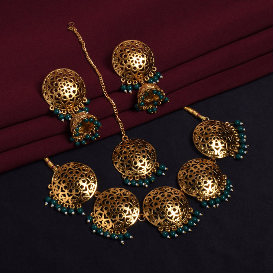 Green Beads Golden Tone Choker Necklace Set With Maang Tikka - Steorra Jewels