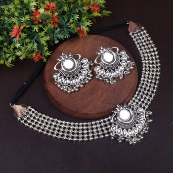 Traditional Pendant Style Oxidized Necklace Set